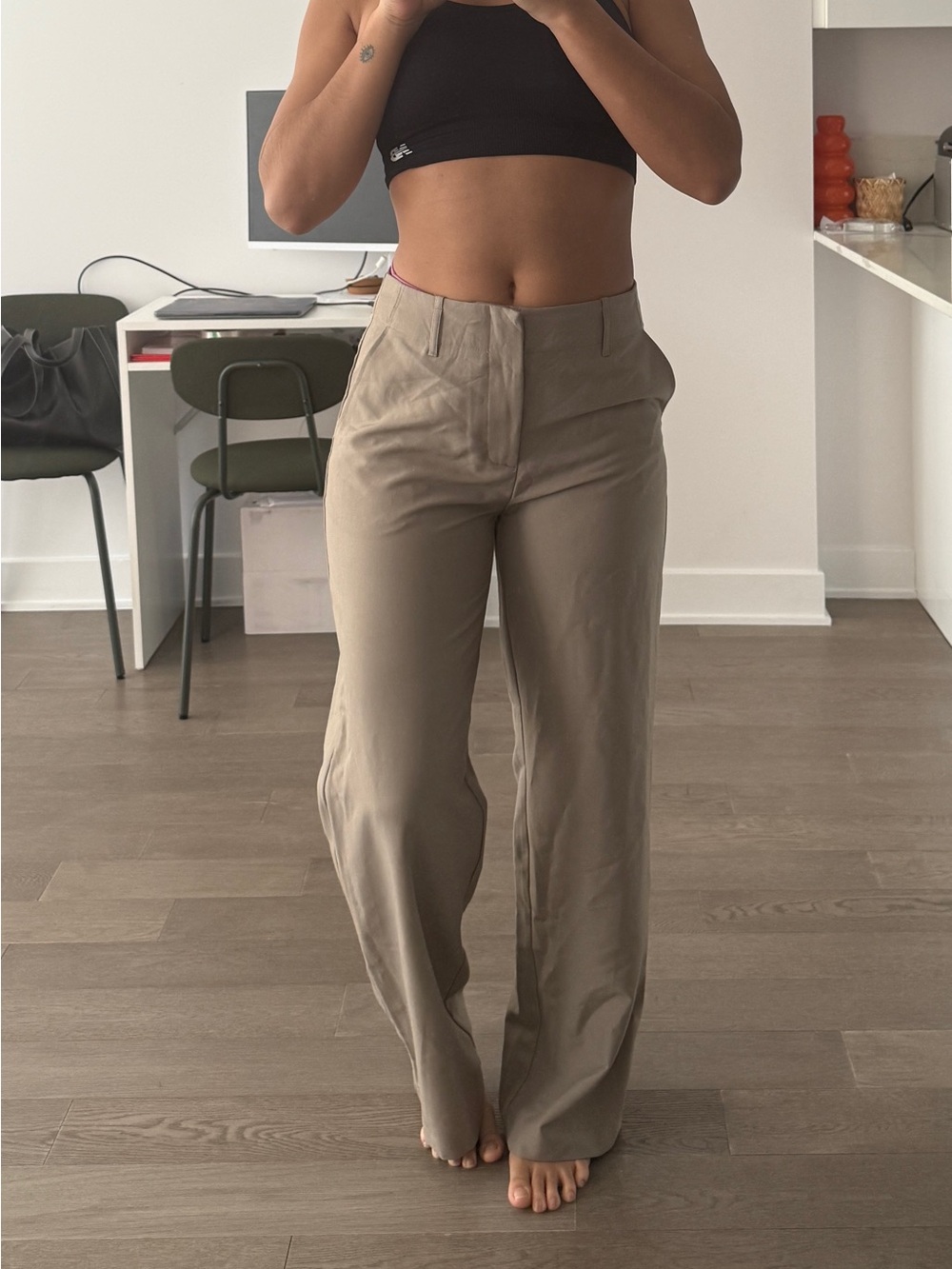 stradivarius Wide-Leg Pants in Taupe